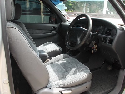 ขาย Ford Ranger เครื่อง J คิดแกส LPG หัวฉีด สภาพสวย