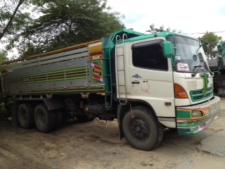 ขายHINO MEGA 260 แรง ดั๊มพ์แม่-ลูก สภาพสวยมาก