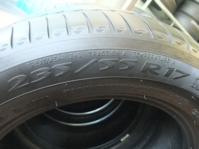 ยาง Michelin 235/55/17 ปี 12