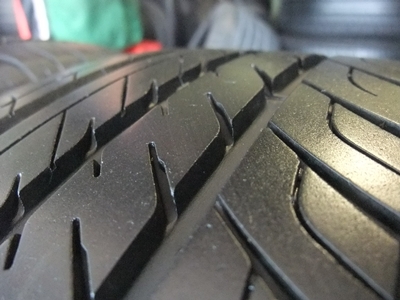 ยาง Dunlop 225/50/16 ปี 09 Made in Japan