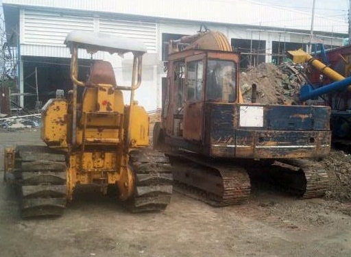 ขายคู่แมคโค 60-1 กับแทรคเตอร์ D2