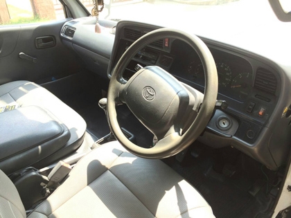 +++ รถตู้ TOTOTA COMMMUTER รถบ้านมือเดียว