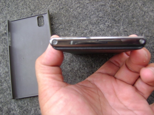 โทรศัพท์ LG Prada