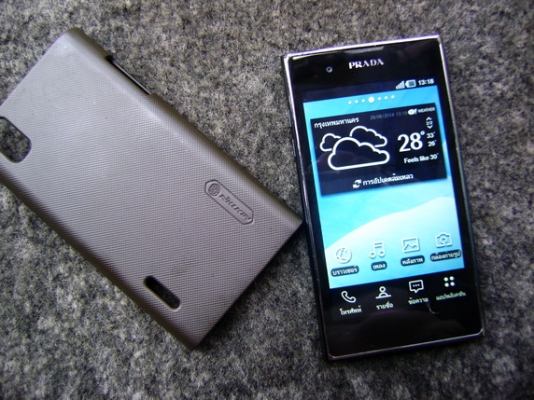 โทรศัพท์ LG Prada