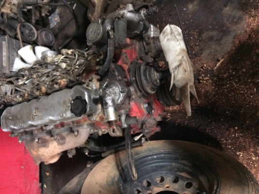 ขายเครื่องฮีโน่ WO4D เครื่องยกลง ติดง่าย สภาพดีค่ะ