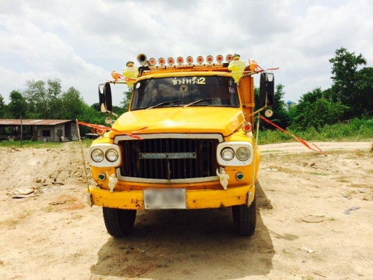 ขายรถดั๊ม nisson UD เครื่องเดิม ช่วงล่างเดิม 160 แรง แคซซีสวย พวงมาลัยพาวเวอร์