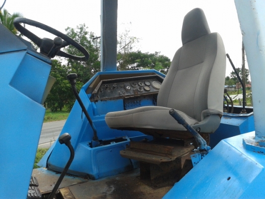 รถตักCAT  ตักหน้าขุดหลัง  ขายถูกๆ (รถอยู่ พัทลุง)