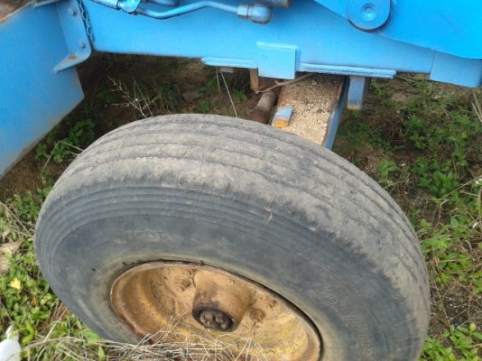 รถตักCAT  ตักหน้าขุดหลัง  ขายถูกๆ (รถอยู่ พัทลุง)