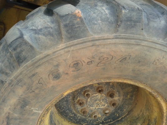 รถตักCAT  ตักหน้าขุดหลัง  ขายถูกๆ (รถอยู่ พัทลุง)