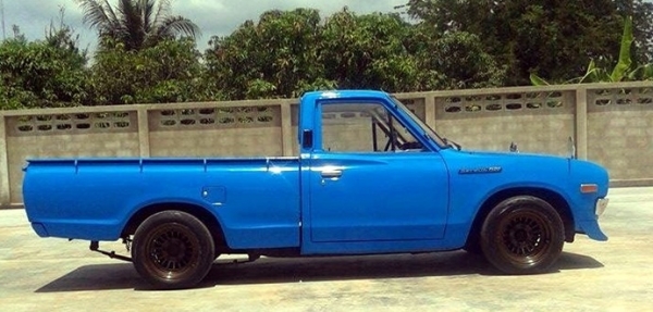 ขายดัทสัน 620 เกียร์คอ สี่ฟ้ามีแอร์มีcd.mp3 สภาพสวยๆๆครับ