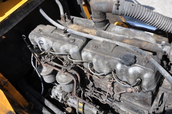 ขายรถตักTOYOTA SD25 สวยเดิมจากญี่ปุ่น2.5ตันครึ่ง งากระดก สูงปี๊ด ยังไม่เคยใช้ในไทย 189,000เท่านั้น