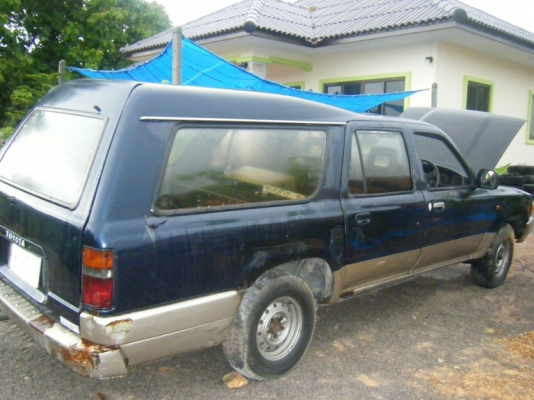 ขายไมตี้แวนครับ เครื่อง 3L เพาเวอร์ เครื่องดีมาก คัดซีสวย ตัวถังไม่สวยผุ ทะเบียนพึ่งขาด พรบ ต่อให้ครับ