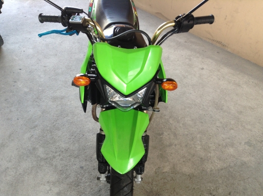 ขาย!!! KSRตัวใหม่ สต๊าทมือ สภาพสวยใช้น้อย ล้อแม็ก ปี56 รถเครื่องดีคับ ทะเบียนครบ ภาษีไม่หมด