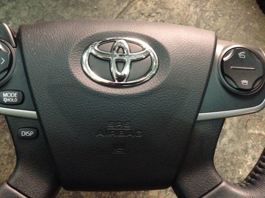 วงพวงมาลัย Toyota new camry