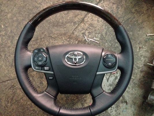 วงพวงมาลัย Toyota new camry