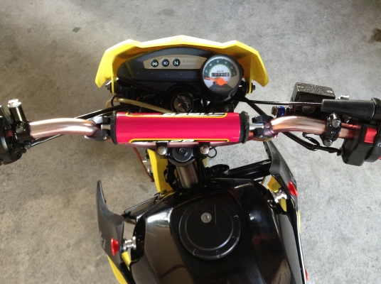 ขาย!!! KSRตัวใหม่ สภาพสวย ล้อแม็ก ปี54 รถเครื่องดีคับ ขับขี่ดี ทะเบียนครบ