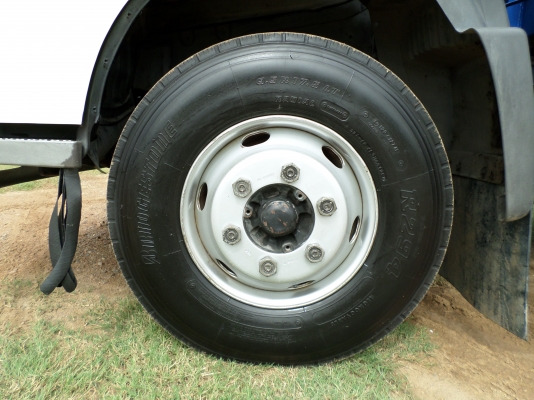 ขาย 6 ล้อ ฮีโน่ เมกก้า เครน 3.5 ตัน 175 แรง ยาว 6.5ม. ปี 2009 สภาพสวยเดิมเครื่องดี พร้อมใช้งาน ชมก่อนได้ครับ สนใจติดต่อ 081-9425443