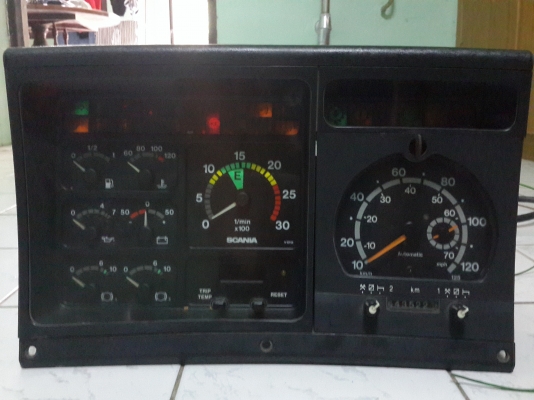 หน้าปัด รถยี่ห้อสแกนเนีย