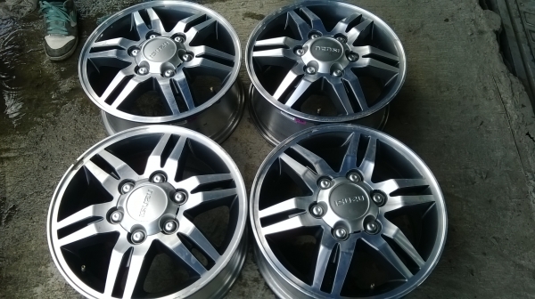 ขายจร้าแม็กแพททินัมหน้าเงาขอบ 16 " ถูกๆครับ