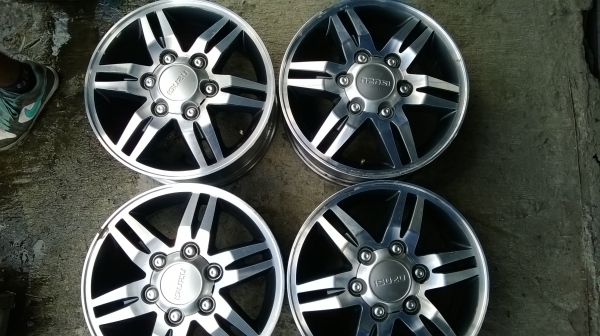 ขายจร้าแม็กแพททินัมหน้าเงาขอบ 16 " ถูกๆครับ