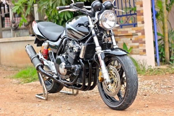 ขายCB400เทค1 อินวอยสรรพสามิตแท้ๆ เครื่องดีมากๆจบๆสภาพสวยๆ ราคา92000