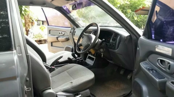 รถขุด komatsu pc20-6 สภาพดีๆ