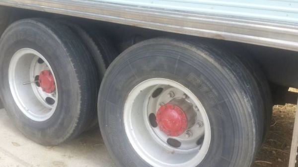 รถอีซูซุ 10 ล้อ ตู้เย็น FVM 195 แรงม้า. ปี 38 สนใจติดต่อ 081 - 6079515 รถอีซูซุ 10 ล้อ ตู้เย็น FVM 195 แรงม้า. ปี 38 สนใจติดต่อ 081 - 6079515