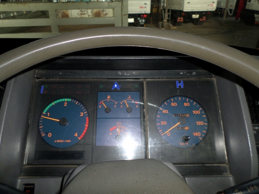 ขาย 6 ล้อ ฮีโน่ สิงไฮเทค เครน 5 ตัน 195 แรง ยาว 7.20 ม. ปี 1996 สภาพสวยเดิมเครื่องดี พร้อมใช้งาน ชมก่อนได้ครับ สนใจติดต่อ 081-9425443