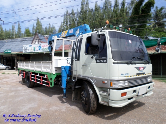 ขาย 6 ล้อ ฮีโน่ สิงไฮเทค เครน 5 ตัน 195 แรง ยาว 7.20 ม. ปี 1996 สภาพสวยเดิมเครื่องดี พร้อมใช้งาน ชมก่อนได้ครับ สนใจติดต่อ 081-9425443