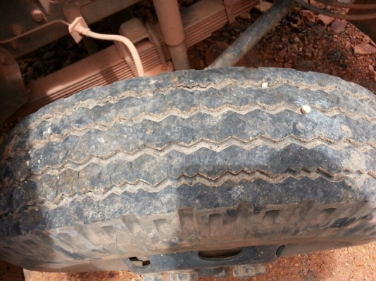 รถฮีโน่ 6 ล้อดั้ม 150 แรงม้า. ปี 50 สนใจติดต่อ 081 - 6079515 รถฮีโน่ 6 ล้อดั้ม 150 แรงม้า. ปี 50 สนใจติดต่อ 081 - 6079515