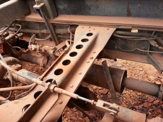 รถฮีโน่ 6 ล้อดั้ม 150 แรงม้า. ปี 50 สนใจติดต่อ 081 - 6079515 รถฮีโน่ 6 ล้อดั้ม 150 แรงม้า. ปี 50 สนใจติดต่อ 081 - 6079515