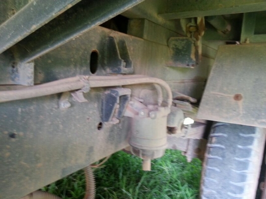 รถฮีโน่ 6 ล้อดั้ม 175 แรงม้า. ปี 53  ( รถวิ่ง 12x,xxx กม. )  สนใจติดต่อ  081 - 6079515