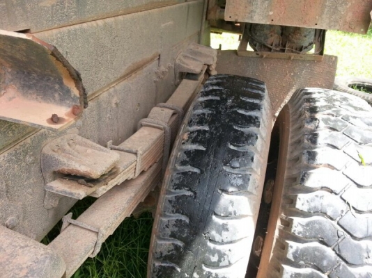 รถฮีโน่ 6 ล้อดั้ม 175 แรงม้า. ปี 53  ( รถวิ่ง 12x,xxx กม. )  สนใจติดต่อ  081 - 6079515