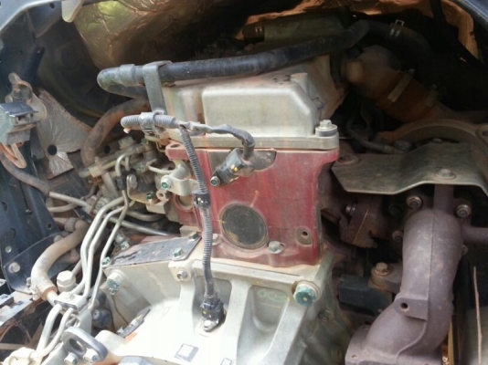 รถฮีโน่ 6 ล้อดั้ม 175 แรงม้า. ปี 53  ( รถวิ่ง 12x,xxx กม. )  สนใจติดต่อ  081 - 6079515