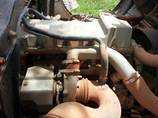 รถฮีโน่ 6 ล้อดั้ม 175 แรงม้า. ปี 53  ( รถวิ่ง 12x,xxx กม. )  สนใจติดต่อ  081 - 6079515