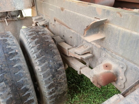 รถฮีโน่ 6 ล้อดั้ม 175 แรงม้า. ปี 53  ( รถวิ่ง 12x,xxx กม. )  สนใจติดต่อ  081 - 6079515