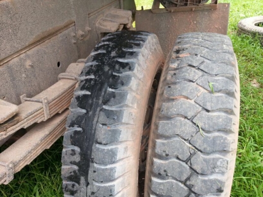 รถฮีโน่ 6 ล้อดั้ม 175 แรงม้า. ปี 53  ( รถวิ่ง 12x,xxx กม. )  สนใจติดต่อ  081 - 6079515