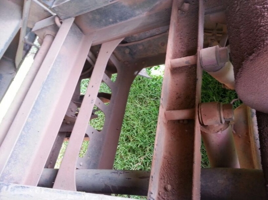 รถฮีโน่ 6 ล้อดั้ม 175 แรงม้า. ปี 53  ( รถวิ่ง 12x,xxx กม. )  สนใจติดต่อ  081 - 6079515