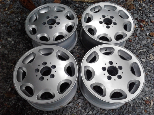 ล้อเบนซ์ ขอบ 15 ขายครับ