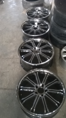 ขายล้อขอบ19 5รู114ชุดละ8500