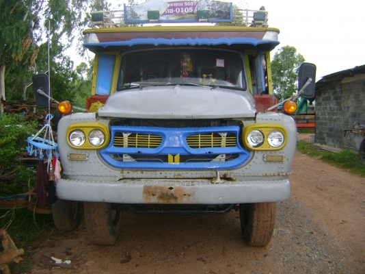 6ล้อ หัวยาว  6BD  165 แรง   ราคา 280,000  บาท