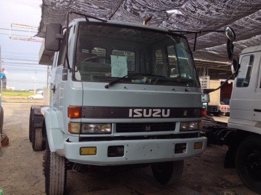 ขายรถหัวลาก อีซูซุ ร็อกกี้ 240 แรงม้า สนใจติดต่อ 081-6577048 คุณชาญชัย