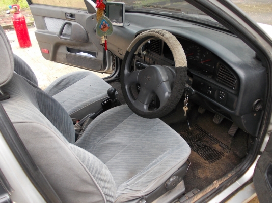 HYUNDAI  ELANTRA1800 ลดเหลือ45,000ครับ