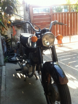 ขายถูก suzuki k125 เดิมๆทะเบียนเเท้ภาษีเต็มโอนได้ 19500