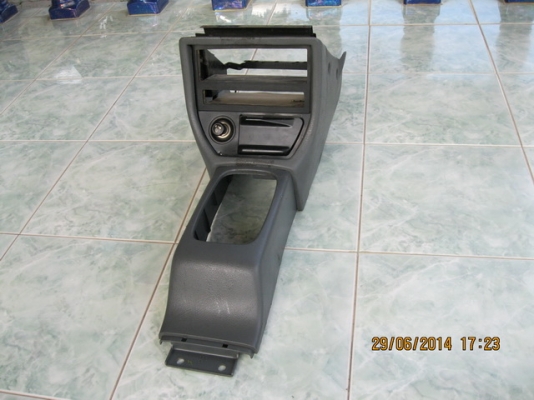 ขายคอลโซลเต็มของรถยนต์ HONDA รุ่น CIVIC 3 ประตูปี 1992