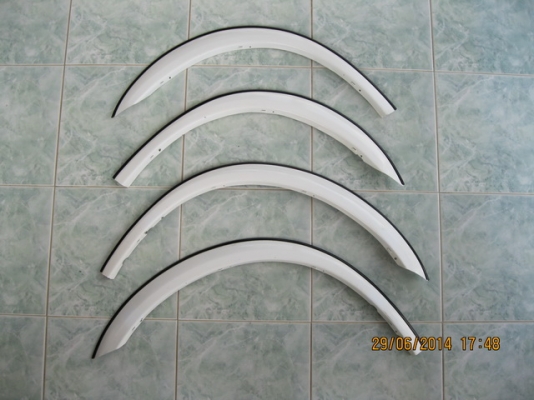 คิ้วขอบล้อสแตนเลส Civic3D ยุ่นแท้