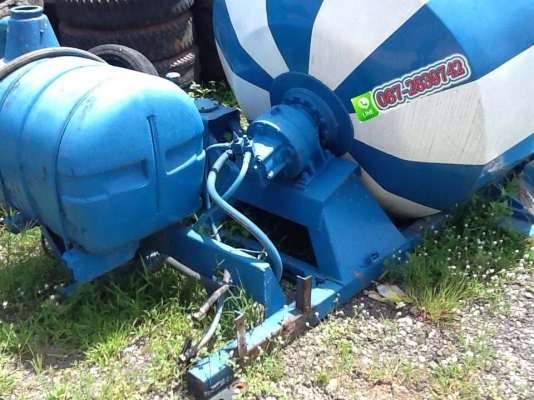 ขายโม่ปูน ขนาด 2.5 คิว ถอดออกจากรถ 6 ล้อ ขนาดกลาง ISUZU 115 แรงม้า