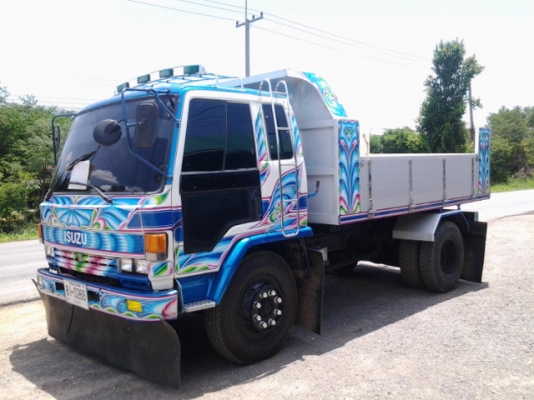 ขาย6ล้อดั้มสวยๆคับ ทำสีใหม่ทั้งคัน สวยจัด แอร์หนาว พาวเวอร์ พร้อมใช้สุดๆคับ