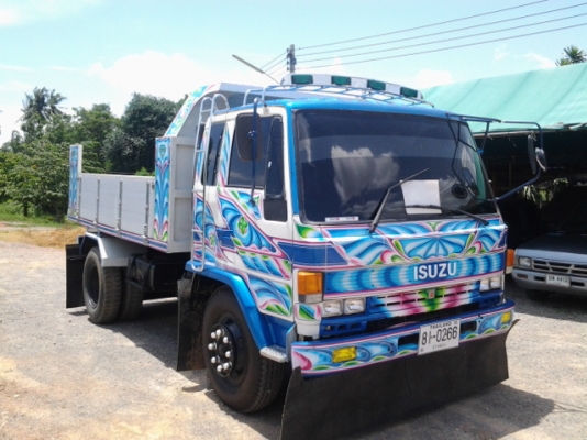 ขาย6ล้อดั้มสวยๆคับ ทำสีใหม่ทั้งคัน สวยจัด แอร์หนาว พาวเวอร์ พร้อมใช้สุดๆคับ