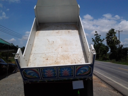 ขาย6ล้อดั้มสวยๆคับ ทำสีใหม่ทั้งคัน สวยจัด แอร์หนาว พาวเวอร์ พร้อมใช้สุดๆคับ